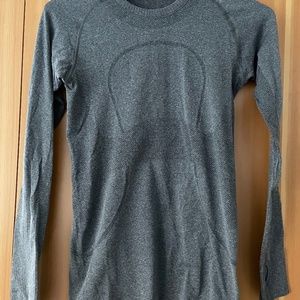 Lululemon Swiftly long sleeve running shirt
